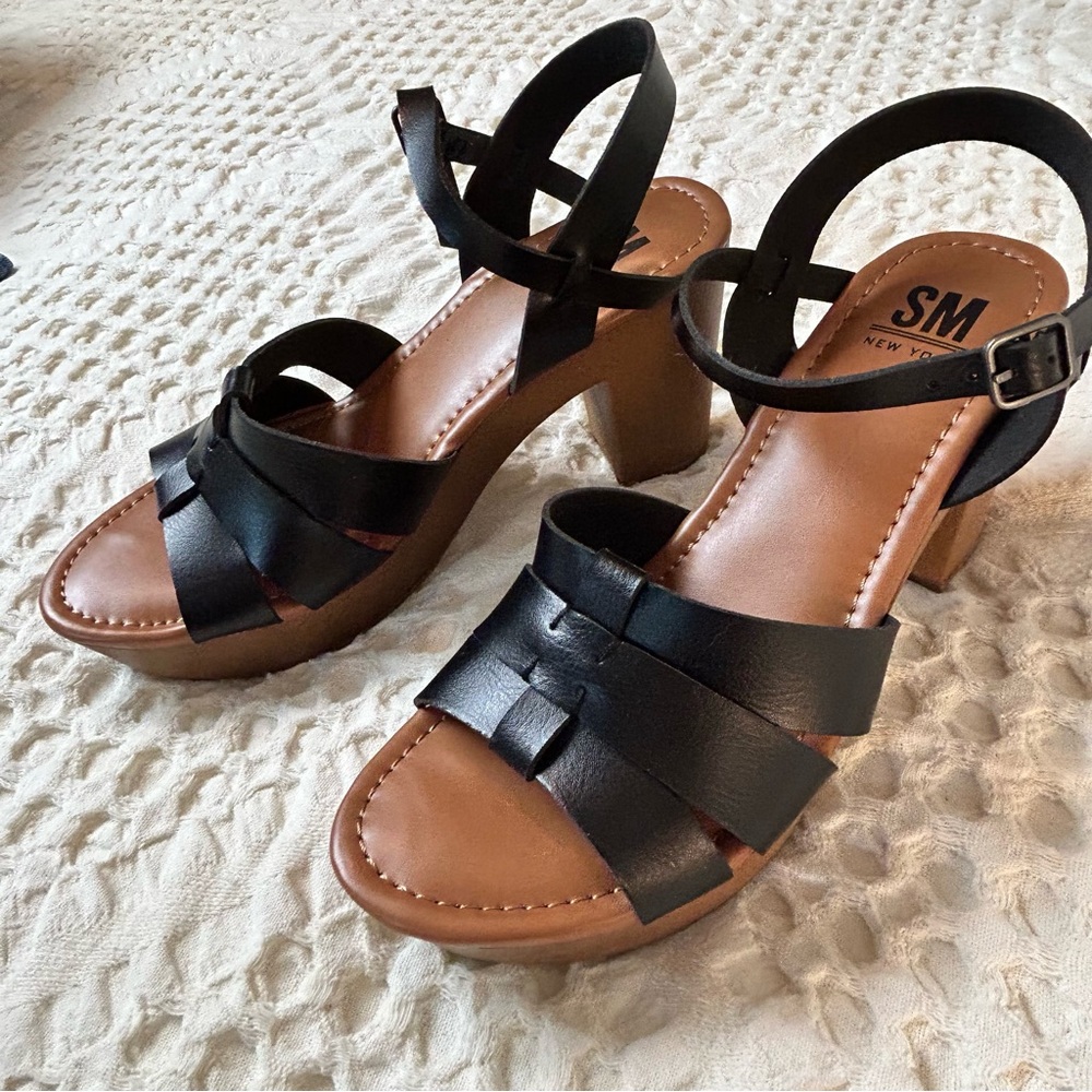 New SM New York Winter black heel sandals 8.5 chunky platform 4” heel